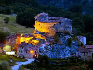Castel di Luco - Authentic 11th-Century Castle