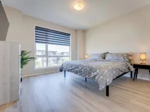 Family-Friendly 3BR w/Arcade + 13 Min to Airport