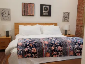 Brick Street Hotel
