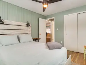 Rice Lake Escape w/ Private Dock: 1 Mi to Main St