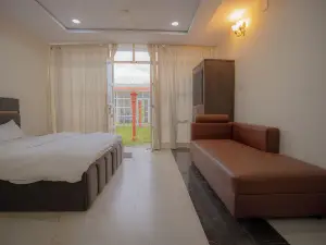 เวดานวี แอนด์ พาเลซ แอนด์ รีสอร์ต