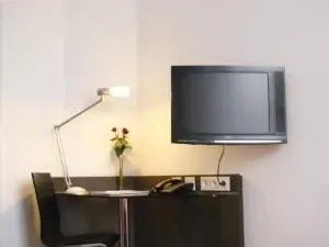 Alcatraz Hotel am Japanischen Garten