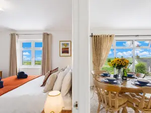 St Catherine’s Apartment - 2 Bedroom - Penally
