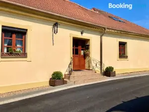 Penzion Moravia - Free Parking in the City Center