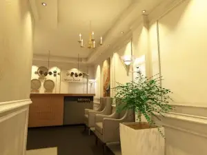 Merril Hotel