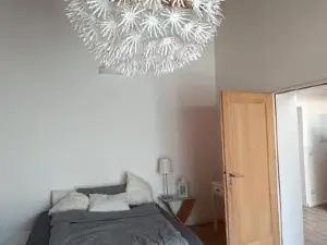 Apartment unterm Dach mit kleinem Seeblick