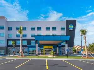 Tru by Hilton Santee