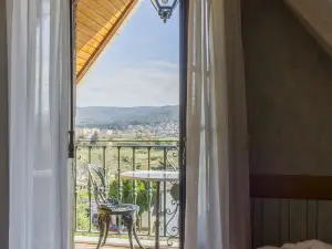 Casa Antiga Do Monte