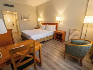 Austral Plaza Hotel