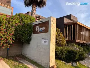 Blumen Hotel