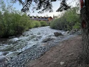 Thorpe on the Water. Creekside Nederland Cabin.