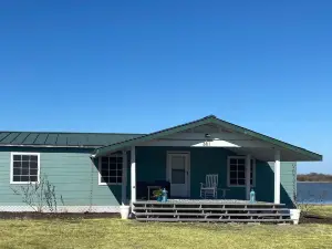 湖畔觀鳥天堂木屋