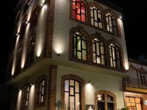 BHB Boutique House