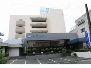ニューロイヤルホテル