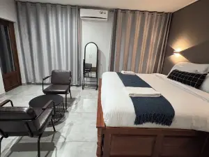 Raintree Hotel