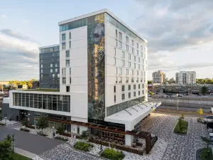Homewood Suites by Hilton Montreal Midtown