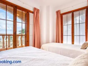 Stay in SolyMar