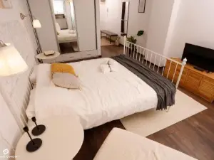 Elegant Concept Studio