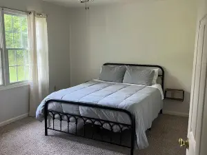 Cozy ranch style home close to Virginia Spearhead and Hatfield McCoy Trailheads