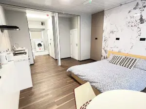 OYO Welsh Holiday Accommodation - Modern Stay
