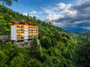 Kavin the Chail Resort - Serene Valley Views