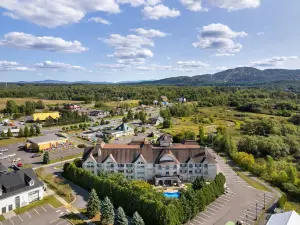 Hotel Vallea Bromont, Tapestry Collection by Hilton