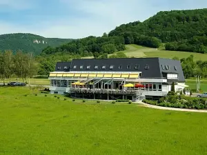Stausee-Hotel