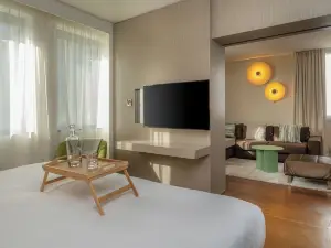 FirstName Toulouse part of JdV by Hyatt