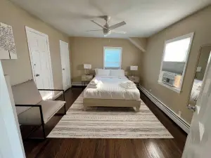 Stylish yet cozy experience at this centrally-located place in Patchogue.