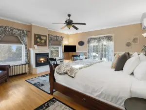 Historic Salyards Mansion by Heirloom Boutique Collection