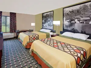 Econo Lodge Canton North