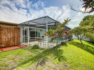 Spacious Oasis with Pool and Canal Views - Luxurious Family Retreat