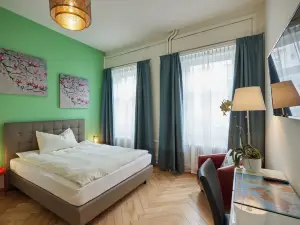 Hotel Ambassador