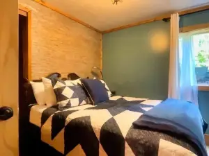 Flathead Lake Retreat: Private Beach, 2 Docks, Hot Tub, Sauna & 12' Swim Spa!