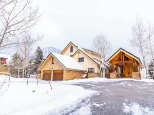 5 Bedrooms