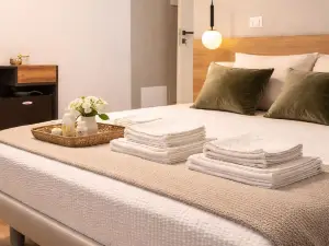 A Due Passi Dalla Scalinata Rooms