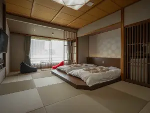 みのや泰平閣