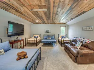 Modern Lakeside Chalet on Crow Wing Chain w/ Dock!