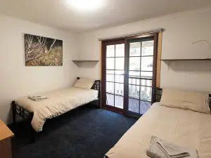 Incredible Water Views Among Bushland on Tasman Peninsula - 6 Bed/6 Bath