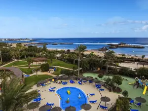 Elba Carlota Beach & Golf Resort