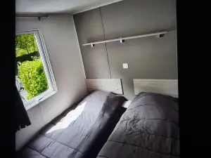 Mobil-home 4 Personnes Camping 4 Étoiles Piscine