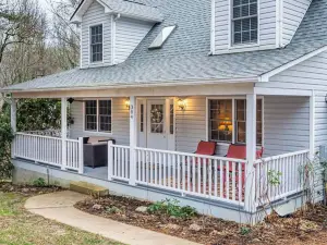 Asheville Cottage Retreat by AvantStay