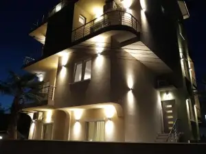 Vila & Apartments Matea