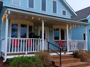 Badger Digs - A Lofted Condo on the Wisconsin River