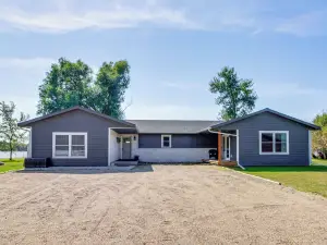 Game Room & Private Dock: Minnesota Lake Escape