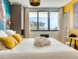 Villa Oceans – 5-Star Luxury with Panoramic Sea Views in Vendee
