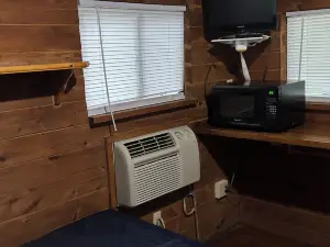 太陽度假款待溪谷