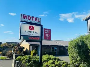 Admiral Court Motel & Apartments
