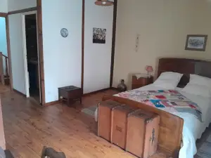 Chambres d'hôtes de Charme "La Tour Richelieu"
