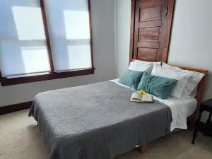 Charming Cottage, close to all the sights.